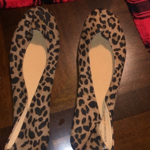 Leopard flats